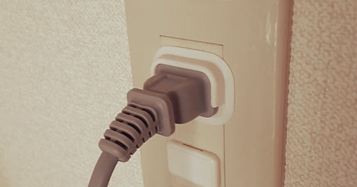 コンセントキャップをつけた